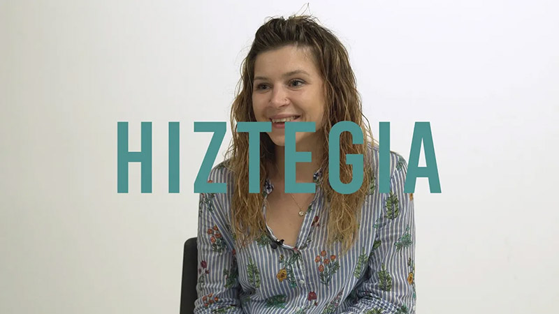Gure Mintzak | Hiztegia · Oksana (Ukraina)